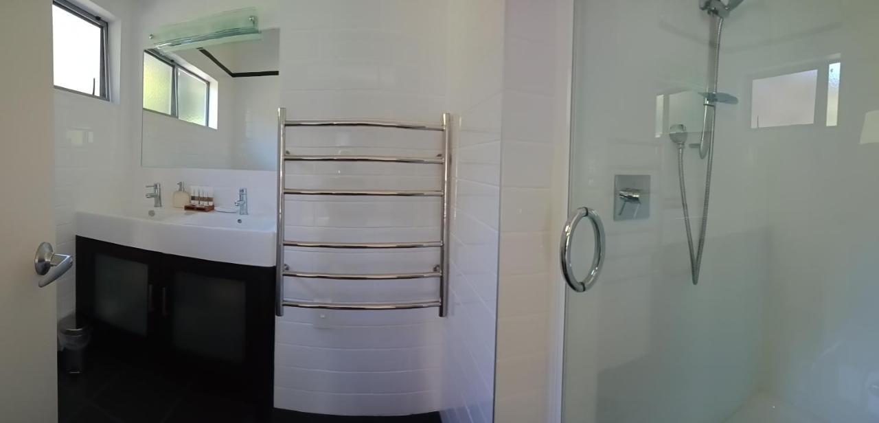 River Retreat Haruru Экстерьер фото